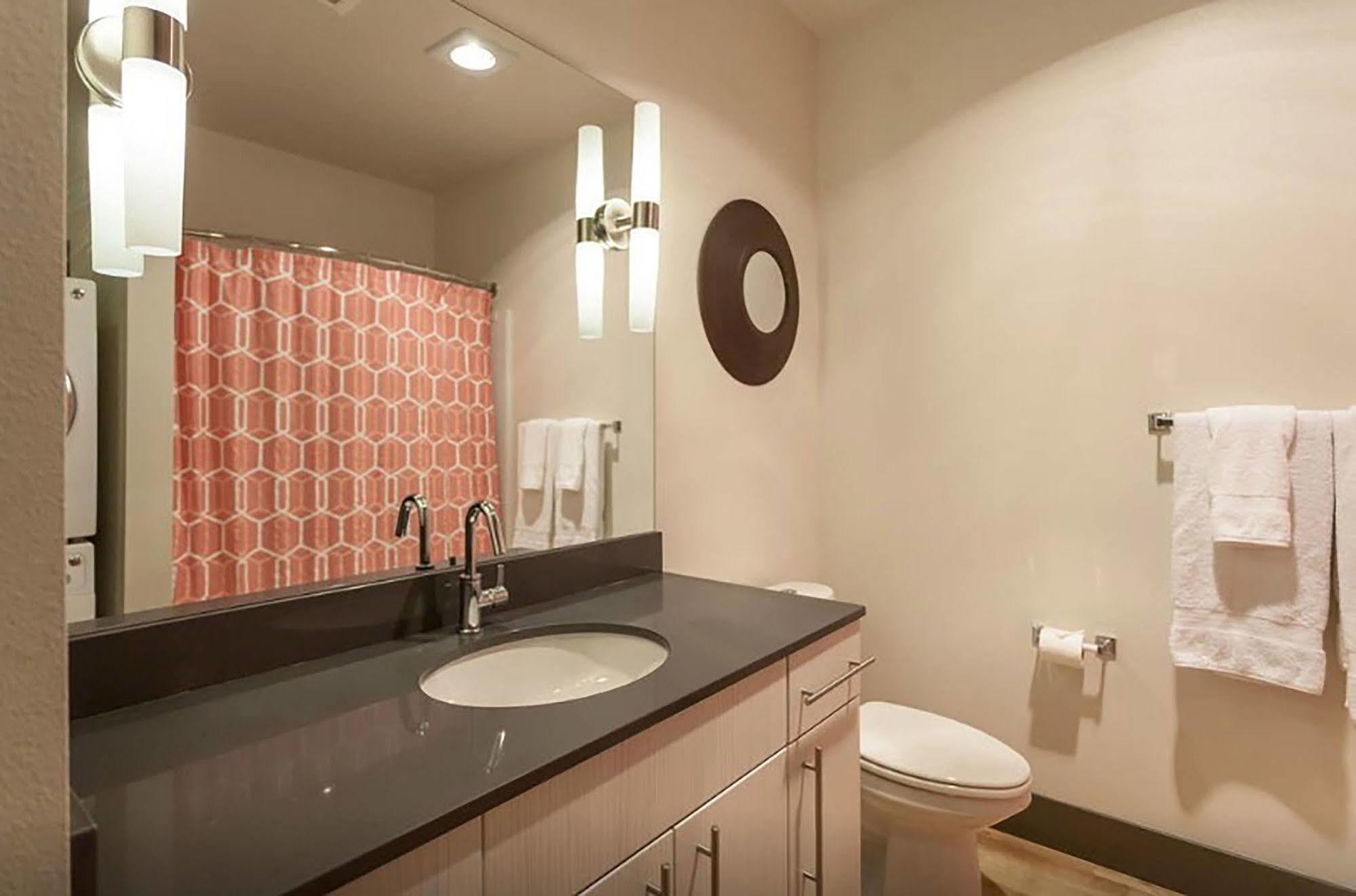סיאטל Belltown Waterfront Suites By Barsala מראה חיצוני תמונה